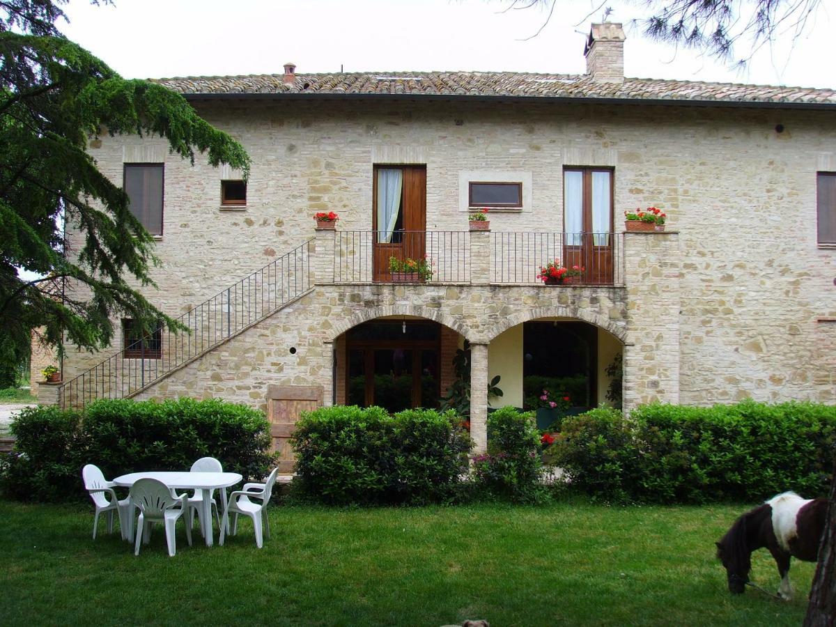 Agriturismo Il Podere Hotel Petrignano Kültér fotó